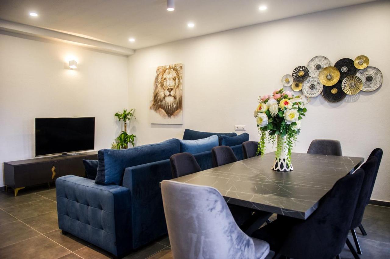 Apartment Lux Elba Kaštela Eksteriør bilde