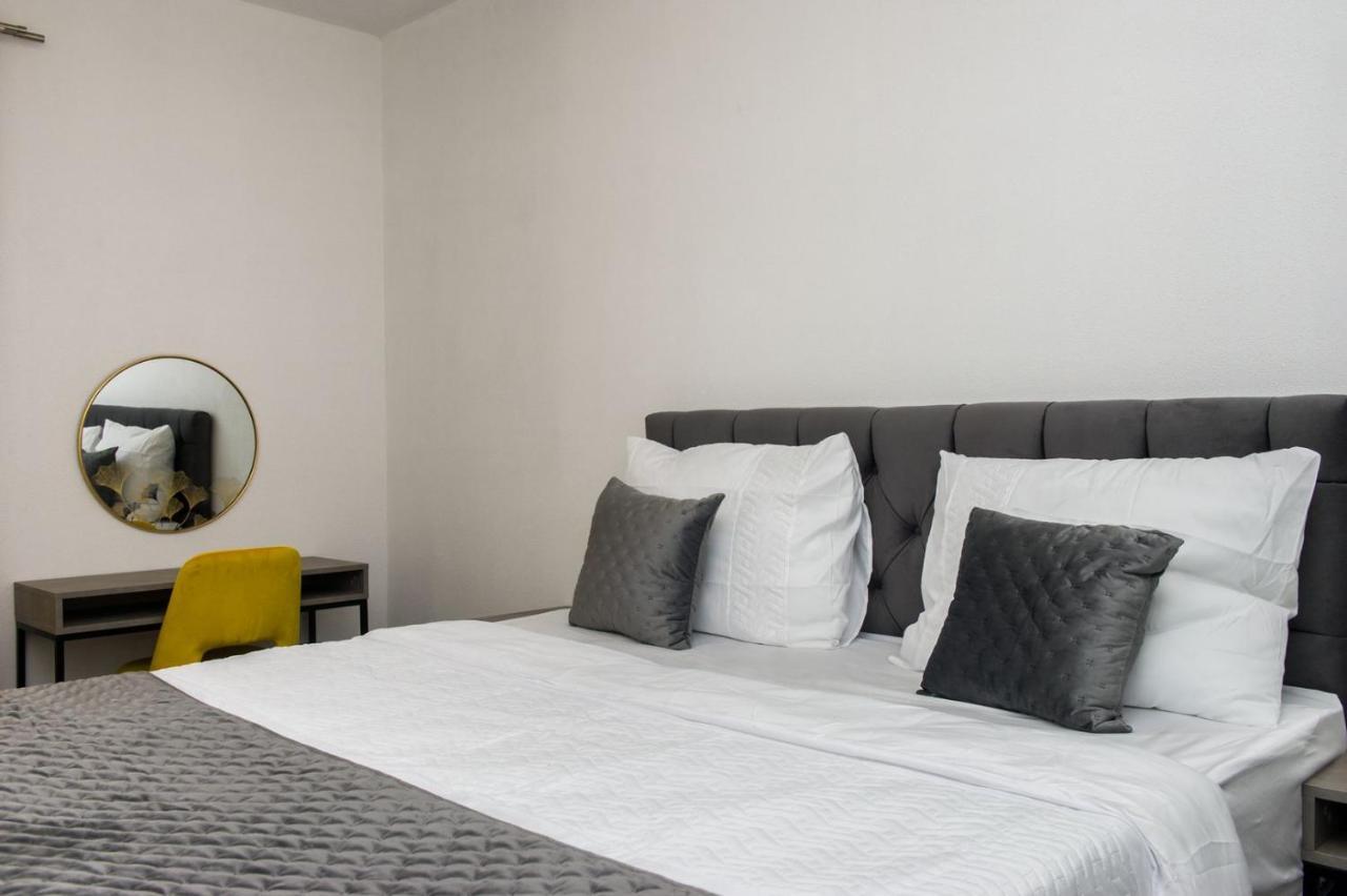 Apartment Lux Elba Kaštela Eksteriør bilde