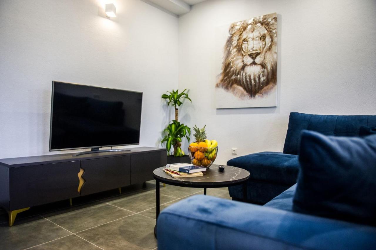 Apartment Lux Elba Kaštela Eksteriør bilde